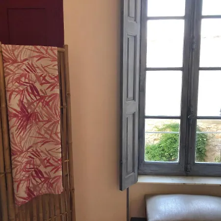 L'oiseau Bleu Rollier 4* Roubia