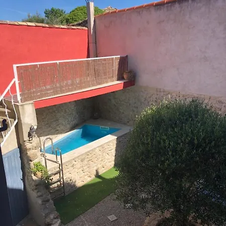 L'oiseau Bleu Rollier Bed & Breakfast